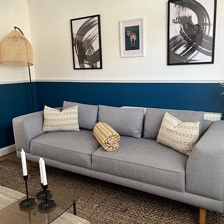 Spacious And Stylish Home באת' מראה חיצוני תמונה