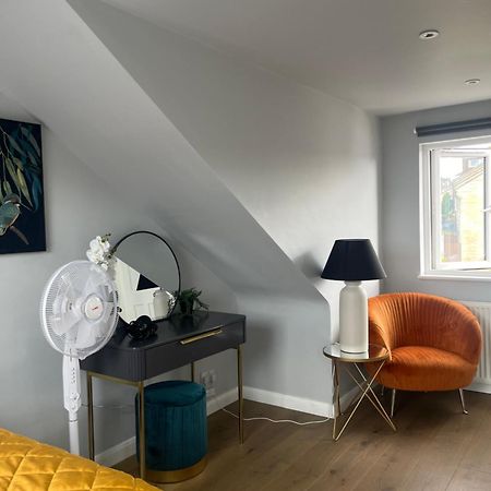 Spacious And Stylish Home באת' מראה חיצוני תמונה